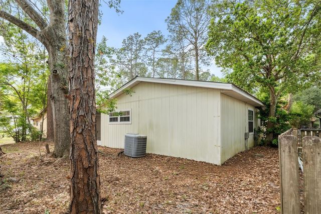 8593 NW 41ST TERRACE, Gainesville, FL 32653