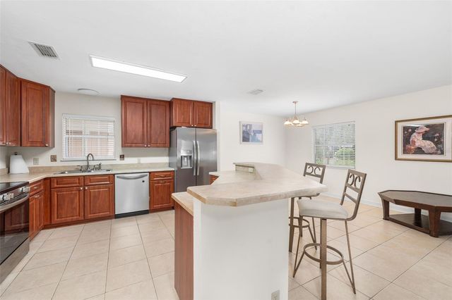 8593 NW 41ST TERRACE, Gainesville, FL 32653