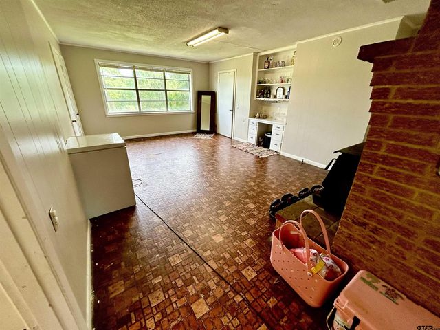10914 FM 607 N, Brownsboro, TX 75756