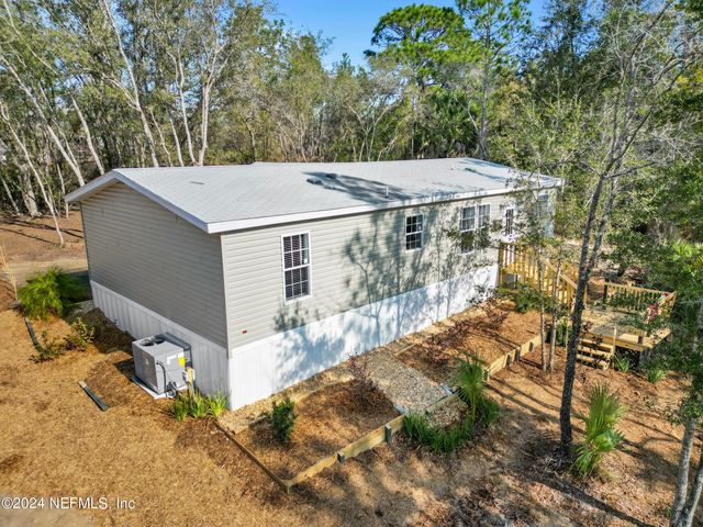 101 LONG BRANCH Court, Interlachen, FL 32148