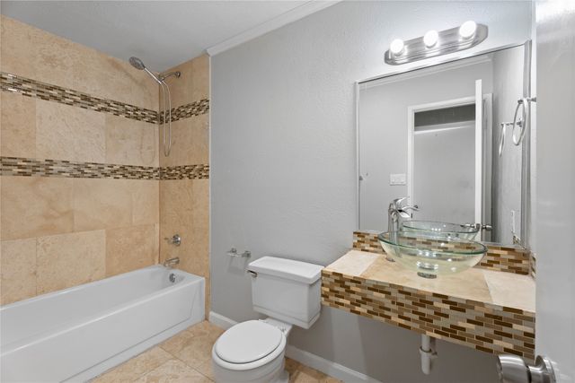 4436 Chapman Street, The Colony, TX 75056