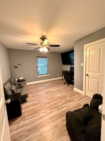 510 Woodlawn Street, Sulphur Springs, TX 75482