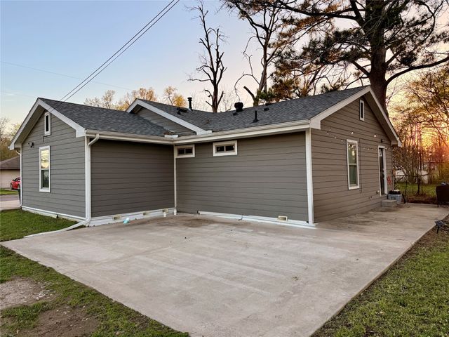 510 Woodlawn Street, Sulphur Springs, TX 75482