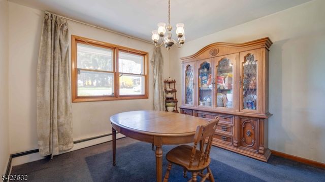 7 Charles Rd, Holland Twp., NJ 08848