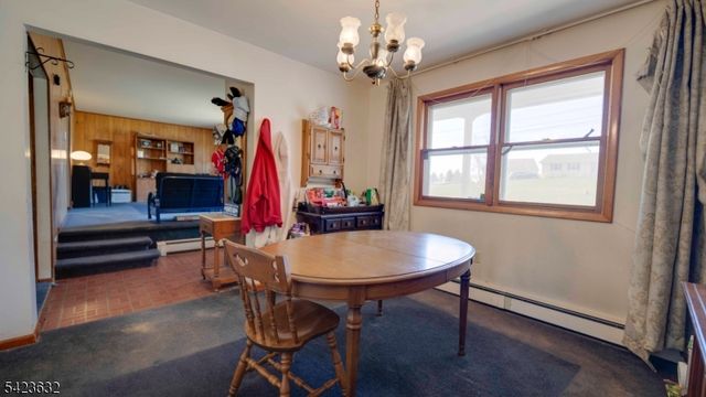 7 Charles Rd, Holland Twp., NJ 08848