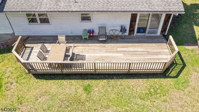 7 Charles Rd, Holland Twp., NJ 08848