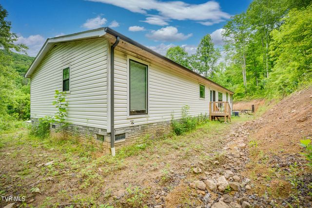 343 Butcher Valley Road, Rogersville, TN 37857