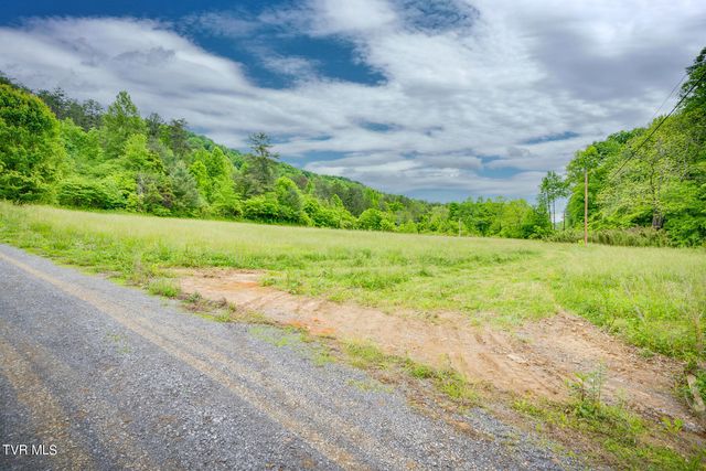 343 Butcher Valley Road, Rogersville, TN 37857