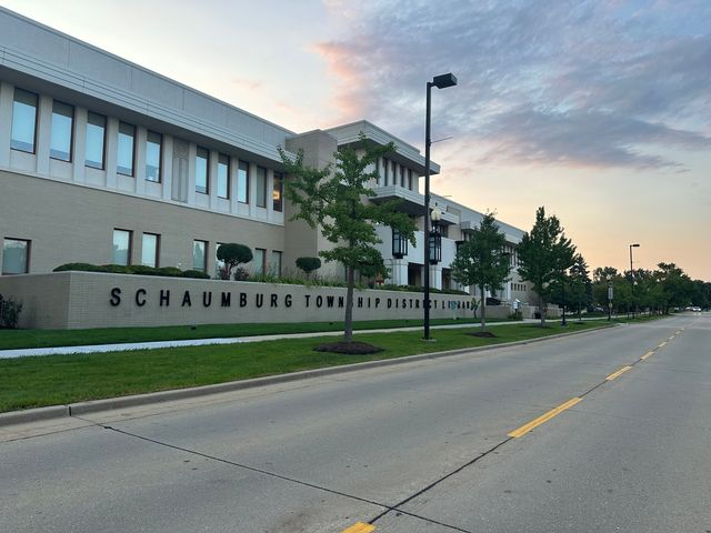 220 S Roselle Road 321, Schaumburg, IL 60193