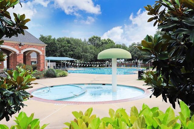 19622 Emerald Ridge Lane, Houston, TX 77094