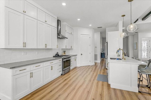 5817 MULLIGAN WAY, Bradenton, FL 34211