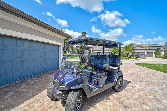 5817 MULLIGAN WAY, Bradenton, FL 34211