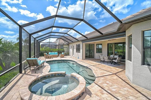 5817 MULLIGAN WAY, Bradenton, FL 34211