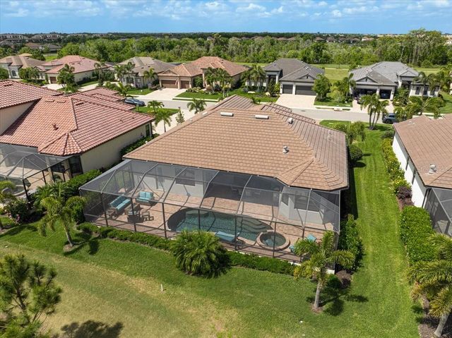 5817 MULLIGAN WAY, Bradenton, FL 34211