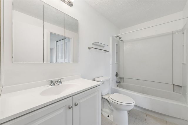 212 Shady Ridge Dr, Monroeville, PA 15146