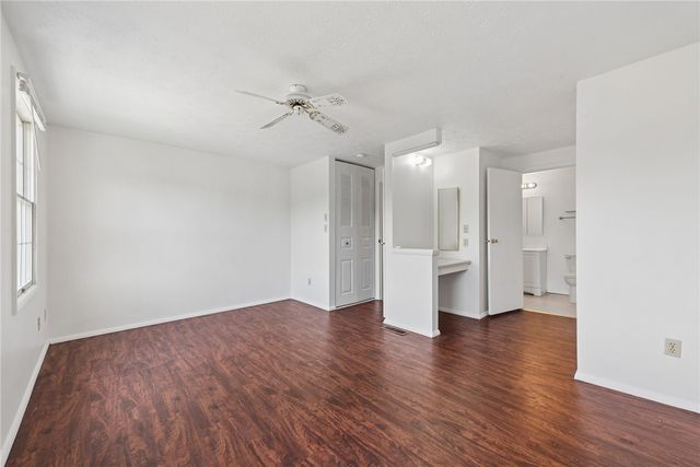 212 Shady Ridge Dr, Monroeville, PA 15146