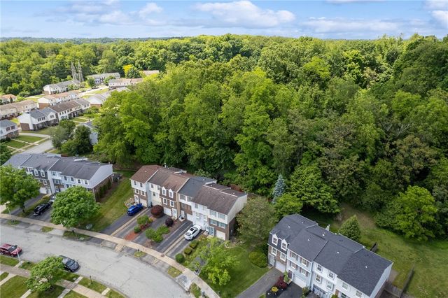 212 Shady Ridge Dr, Monroeville, PA 15146