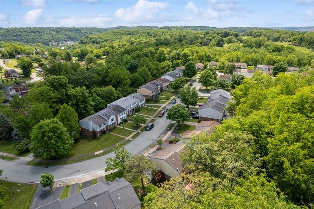 212 Shady Ridge Dr, Monroeville, PA 15146