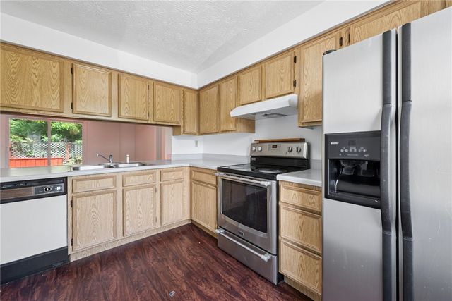 212 Shady Ridge Dr, Monroeville, PA 15146