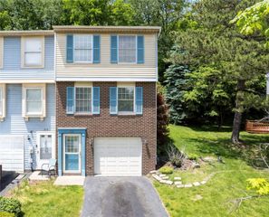 212 Shady Ridge Dr, Monroeville, PA 15146