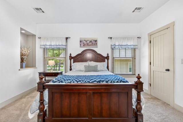 2113 Mill Pond Circle, Grove, OK 74344