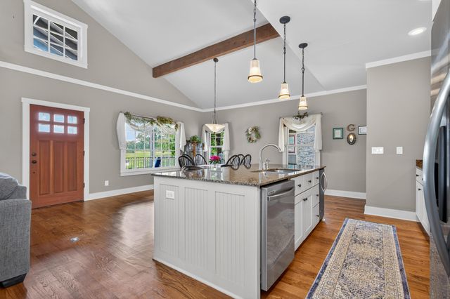 2113 Mill Pond Circle, Grove, OK 74344