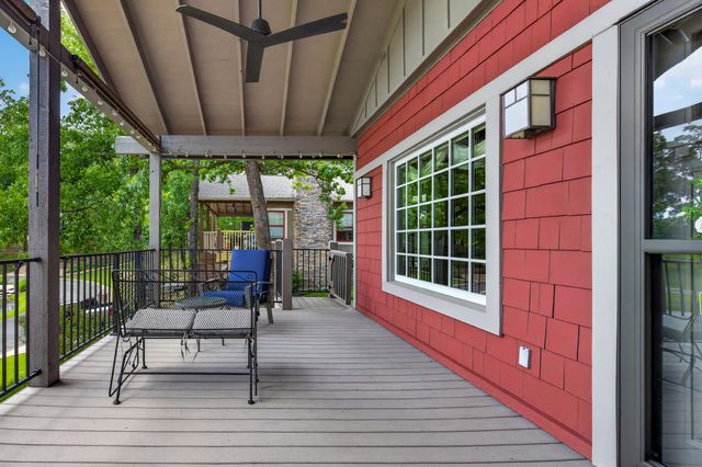 2113 Mill Pond Circle, Grove, OK 74344