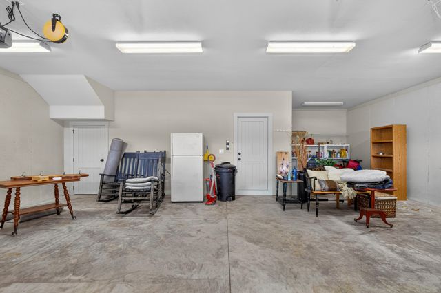 2113 Mill Pond Circle, Grove, OK 74344
