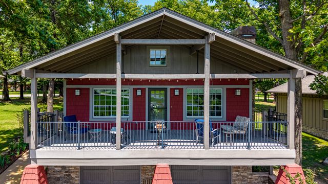 2113 Mill Pond Circle, Grove, OK 74344