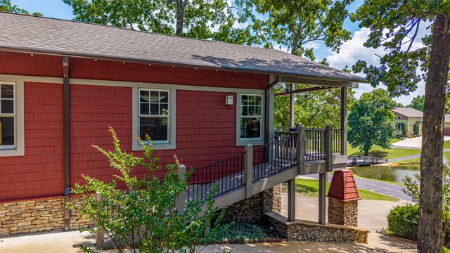 2113 Mill Pond Circle, Grove, OK 74344