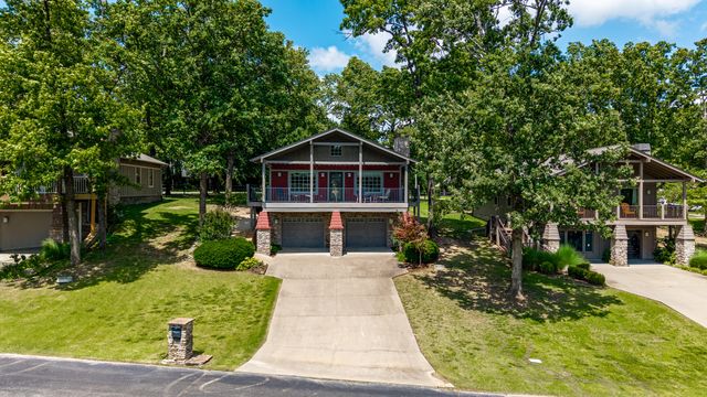 2113 Mill Pond Circle, Grove, OK 74344