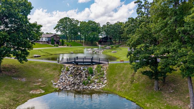 2113 Mill Pond Circle, Grove, OK 74344