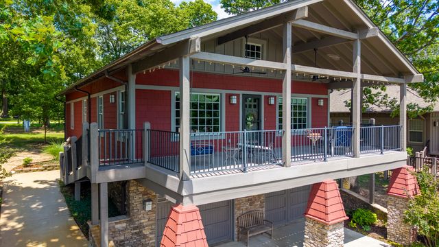 2113 Mill Pond Circle, Grove, OK 74344
