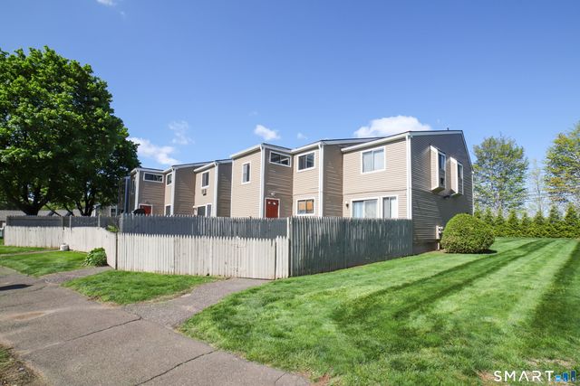 6 Sterling Village 6, Meriden, CT 06450