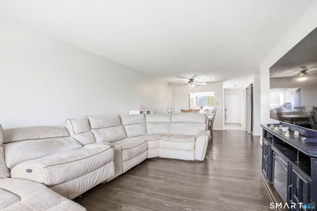 6 Sterling Village 6, Meriden, CT 06450