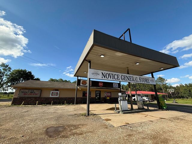 13925 Farm Road 195, Paris, TX 75462