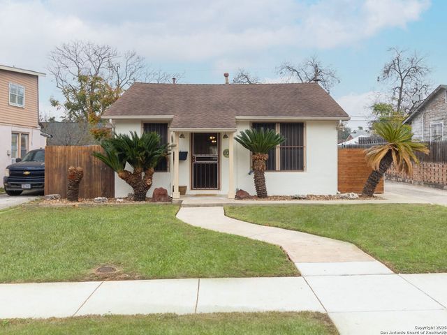 1933 McKinley Avenue, San Antonio, TX 78210