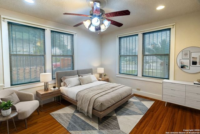 1933 McKinley Avenue, San Antonio, TX 78210