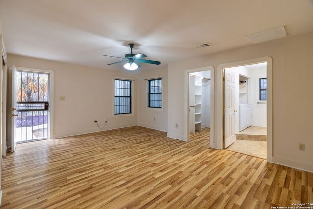 1933 McKinley Avenue, San Antonio, TX 78210