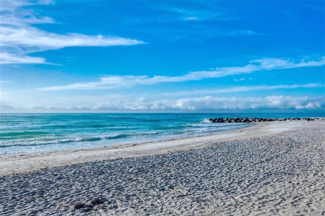 2110 BENJAMIN FRANKLIN DRIVE 104, Sarasota, FL 34236