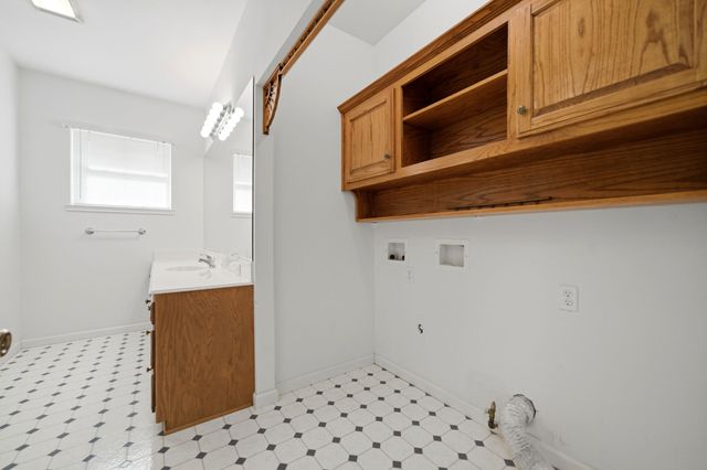 12748 County Road 4077, Scurry, TX 75158