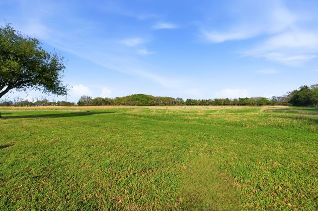 12748 County Road 4077, Scurry, TX 75158