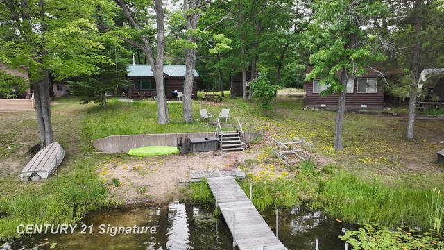 751 E Long Lake Drive, Harrison, MI 48625