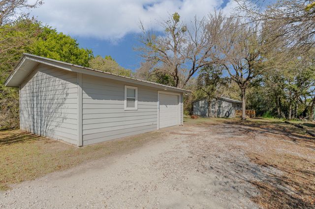 2417 Elk Trail, Granbury, TX 76048