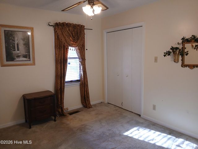 102 Foxwood Place, Goldsboro, NC 27530