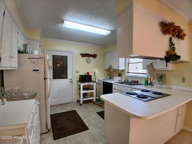 102 Foxwood Place, Goldsboro, NC 27530