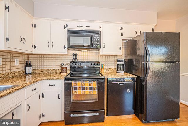 131 S 26TH ST, Purcellville, VA 20132