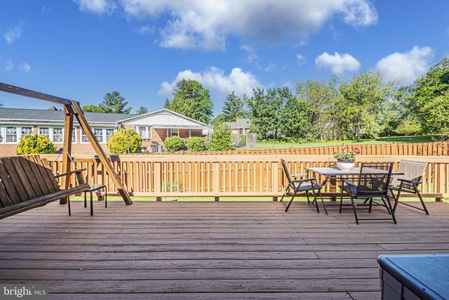 131 S 26TH ST, Purcellville, VA 20132