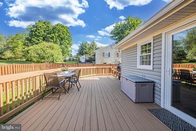 131 S 26TH ST, Purcellville, VA 20132