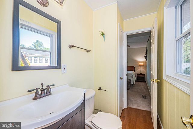 131 S 26TH ST, Purcellville, VA 20132